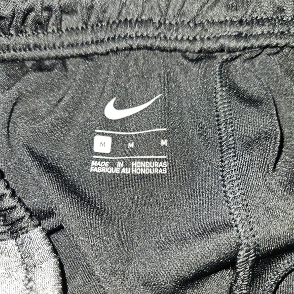 Men's medium nike black  sweatpants - Picture 2 of 3